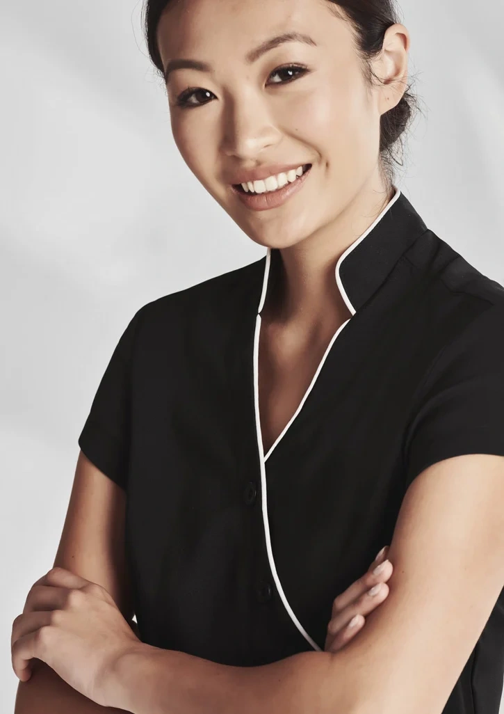H134LS_aTalent_Black_White_02_yu2IgLU